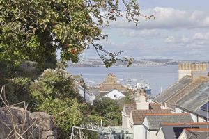 Photo 11- click for photo gallery